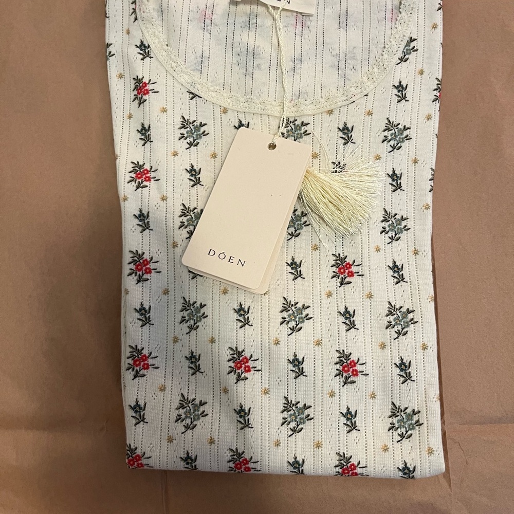NWT Doen Sundrenched Floral Vivi Tee Medium